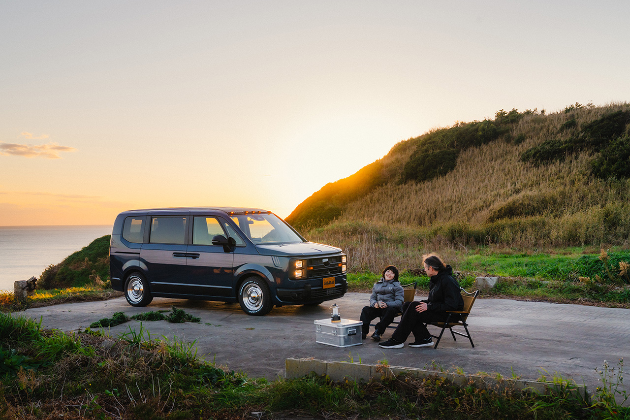 DAMD RESONATOR ステップワゴン カスタム 角目4灯